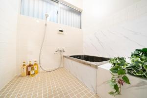 Un baño de 広尾駅徒歩2分 渋谷 六本木 表参道エリア 8宿泊可能 一棟貸切