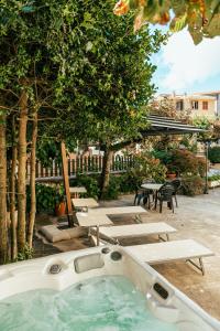 Piscina di Hotel Belsito Wellness & Spa o nelle vicinanze