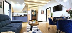 Kuchyňa alebo kuchynka v ubytovaní VIP Apartamenty VILLA GORSKI SEN