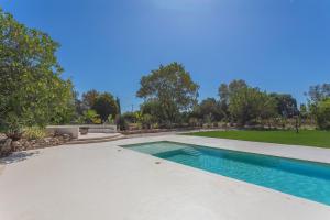 Φωτογραφία από το άλμπουμ του Domaine Montserrat σε Repenti