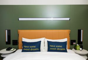 Imagen de la galería de MUSTEL Hotel of Beijing Mentougou, en Shimenying
