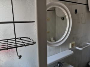 Ein Badezimmer in der Unterkunft Turistcasa - Il Corridoio 34 + 20 Fotos