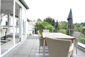 Balkoni atau teres di JuPa Homes