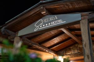Certifikát, hodnocení, plakát nebo jiný dokument vystavený v ubytování Hotel Sa Pedra