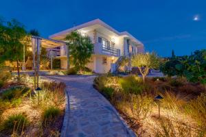 Zahrada ubytování Poseidonia Syros cozy house