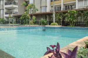 Bazén v ubytování Trivana Pool View 3BR Senayan nebo v jeho okolí