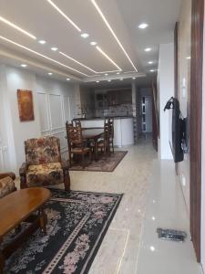 Kuchyň nebo kuchyňský kout v ubytování Sea view apartment