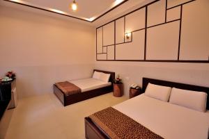 Gallery image of Dong Xanh Hotel in Chau Doc