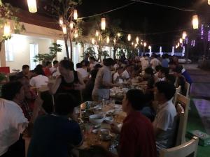 Restoran ili neka druga zalogajnica u objektu Binh Minh Dien Chau Hotel