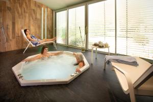 Hosté ubytování Logis Hotel - Restaurant - Spa - Le Relais de Farrou