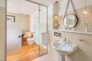 A bathroom at Casati Hotel - Adults Only