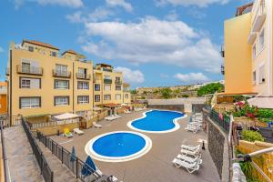 La alberca dentro o cerca de 2 BDR cozy ap in Callao Salvaje