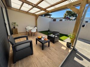 Posezení v ubytování Longanea 1