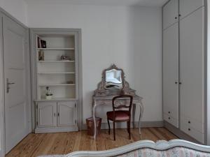 Postel nebo postele na pokoji v ubytování Madame du Barry - Proche Gare, Zenith et CHU