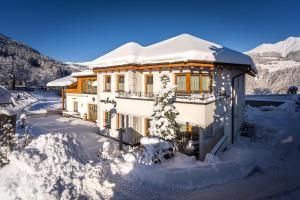 Appartements Am Burgsee v zime