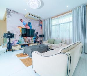 Χώρος καθιστικού στο Rich Pool Villa Phang Nga