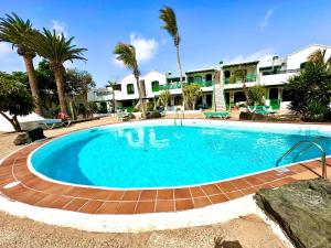 Πισίνα στο ή κοντά στο Aloha Apartment - Beach and pool