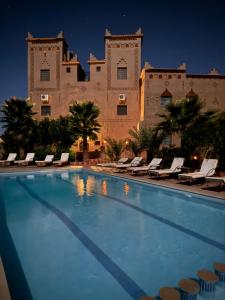 Kasbah Ait BenHadda内部或周边的泳池