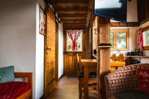 Kuchnia lub aneks kuchenny w obiekcie Chalet La Plagne jacuzzi vue top