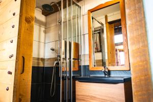 Łazienka w obiekcie Chalet La Plagne jacuzzi vue top