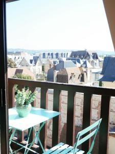 Μπαλκόνι ή βεράντα στο L'Exclusif de Deauville - Ultra Centre, Balcon & Luxe Moderne