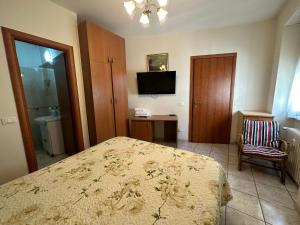 TV a/nebo společenská místnost v ubytování Sofia Holiday Home