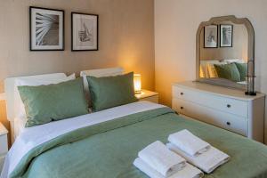 Postel nebo postele na pokoji v ubytování Leontis