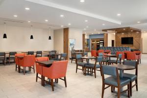 Nhà hàng/khu ăn uống khác tại Holiday Inn Express Richmond by IHG