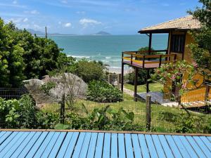 Gallery image of Barra Beach Club CASAS in Florianópolis