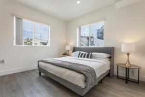 Voodi või voodid majutusasutuse Stylish Dtla Home With Views toas