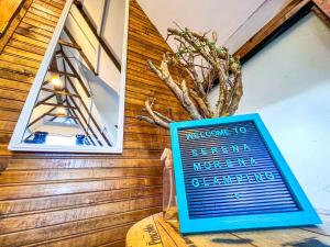Glamping Chalet Deluxe cerca al centro de Villa de Leyva - By Serena Morena的证书、奖牌、标识或其他文件