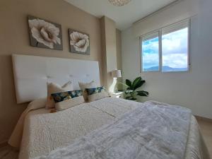 Posteľ alebo postele v izbe v ubytovaní Apartamento Romero valencia + 37 fotografií