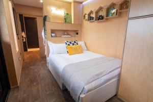 Billede fra billedgalleriet på The Birdbox - Unique Hot Tub Cabin in Millport i Millport