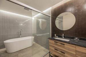 Et badeværelse på Cuadra 134 Residencial Condesa