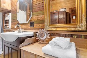 Ένα μπάνιο στο Moon View