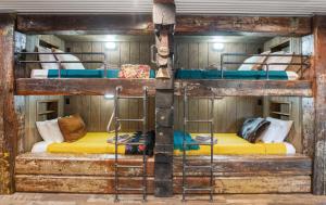 Gallery image of Guadalupe Bluff Bunk House in Kerrville +62 photos