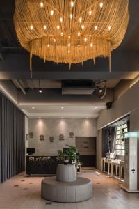 Posezení v ubytování Hotel YAM LAGOM