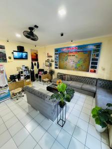 TV a/nebo společenská místnost v ubytování Ardian House Jepara