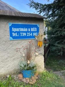 Certifikát, hodnocení, plakát nebo jiný dokument vystavený v ubytování Apartmán U Růži