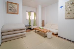 Fotografie z fotogalerie ubytování [独栋房源/全新装修]全新一户建/适合家庭入住/近秋叶原/浅草/可容纳8人/一线直达新宿/银座 v Tokiu