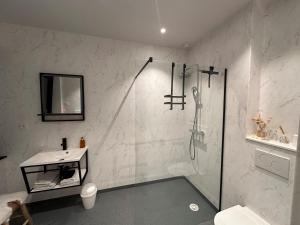 Koupelna v ubytování Hotel - B&B Elementum + 26 fotografií