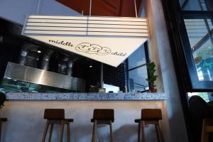 lyf Bugis Singapore managed by The Ascott Ltd的证书、奖牌、标识或其他文件