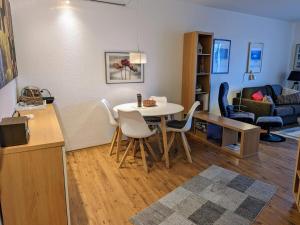 Et opholdsområde på Nice holiday home near the beach