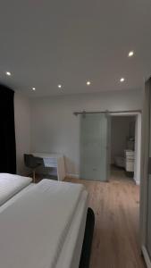 Ein Bett oder Betten in einem Zimmer der Unterkunft Ferienwohnung Dublin