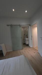 Ein Bett oder Betten in einem Zimmer der Unterkunft Ferienwohnung Dublin
