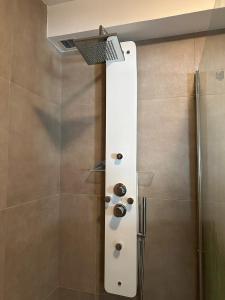 Ένα μπάνιο στο Un été à Cannes, Studio cosy à 10' de la Croisette +5 φωτογραφίες