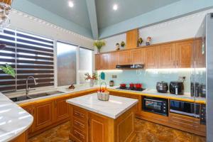 Køkken eller tekøkken på Kim Chi An Hotel DL - by BAY LUXURY