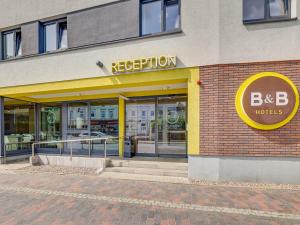 Certifikát, hodnocení, plakát nebo jiný dokument vystavený v ubytování B&B Hotel Oldenburg
