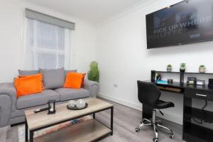TV a/nebo společenská místnost v ubytování Cosy Comfy 1 Bedroom in Central Location