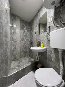 Koupelna v ubytování Berić Rooms